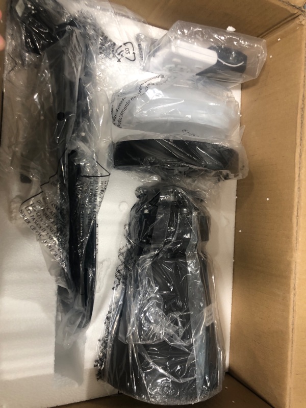 Photo 1 of 
lamp , light post with remote