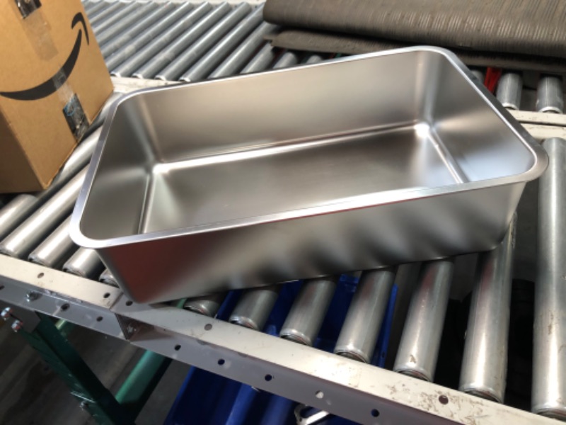 Photo 2 of ***USED - DIRTY - NO PACKAGING***
KUNWU Stainless Steel 24"x16"x6" Cat Litter Box, Corrosion Resistant Easy Clean No Residue Build Up Never Absorbs Odor Durable Pan (XL (24"x16"), 6" Deep)