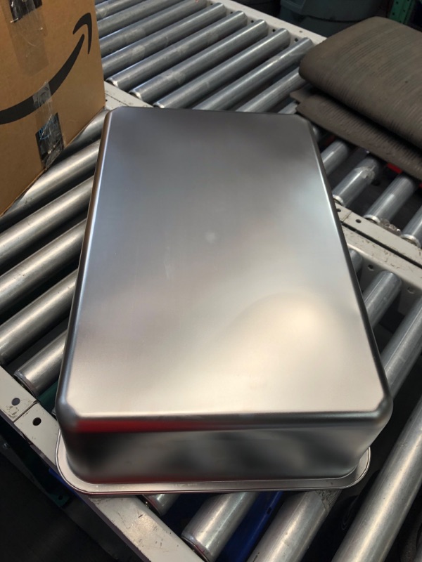 Photo 3 of ***USED - DIRTY - NO PACKAGING***
KUNWU Stainless Steel 24"x16"x6" Cat Litter Box, Corrosion Resistant Easy Clean No Residue Build Up Never Absorbs Odor Durable Pan (XL (24"x16"), 6" Deep)