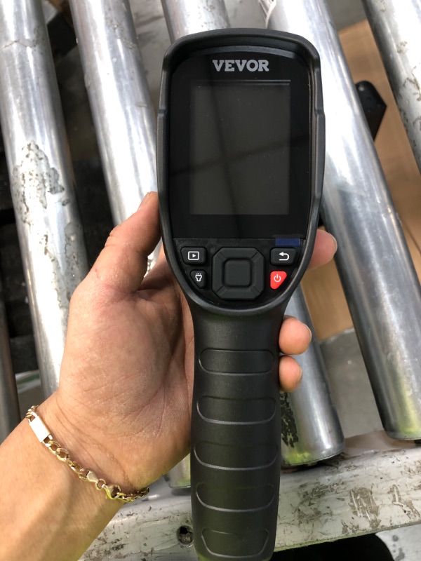 Photo 1 of VEVOR Thermal Imaging Camera, 240x180 IR Resolution (43200 Pixels), 20Hz Refresh Rate Infrared Camera with -4?~662? Temperature Range, 16G Built-in SD Card, and Rechargeable Li-ion Battery Precision Measuring Handhold/240x180/-6~662F°