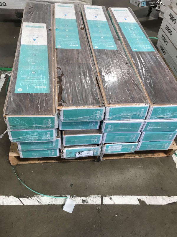 Photo 1 of 16ct, Pergo TimberCraft + WetProtect Brookdale Hickory 12-mm T x 7-1/2-in W x 47-1/4-in L Waterproof Wood Plank Laminate Flooring (19.63-sq ft / Carton)
