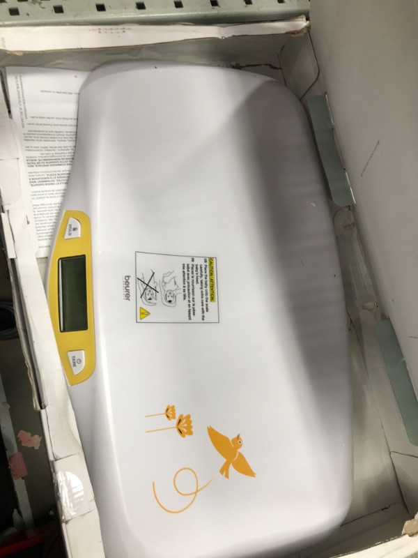 Photo 3 of *SEE NOTES* Beurer BY80 Digital Baby Scale, Infant Scale for Weighing in Pounds, Ounces, or Kilograms up to 44 lbs with Hold Function, Pet Scale for Cats and Dogs
