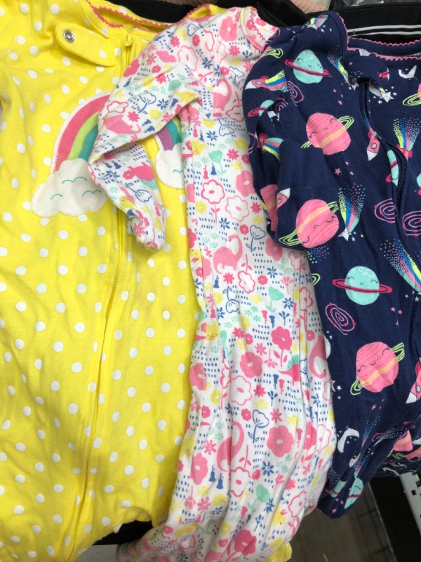 Photo 1 of 3 LITTLE GIRLS 2T PAJAMAS