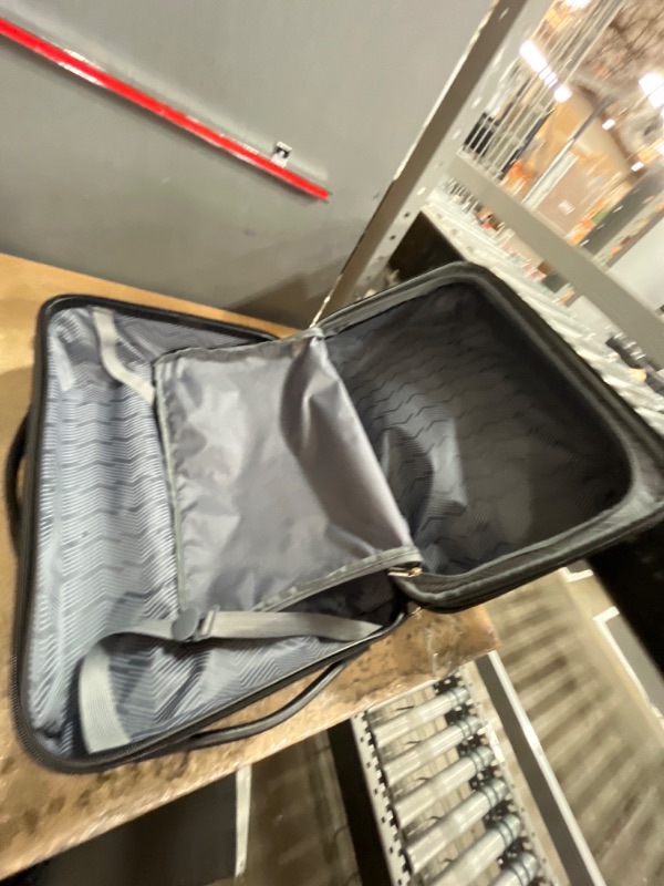 Photo 3 of ***USED - SCUFFED AND SCRAPED - NO PACKAGING - SEE PICTURES***
Travelers Club Chicago Hardside Expandable Spinner Luggage, Teal, 20" Carry-On Teal 20" Carry-On