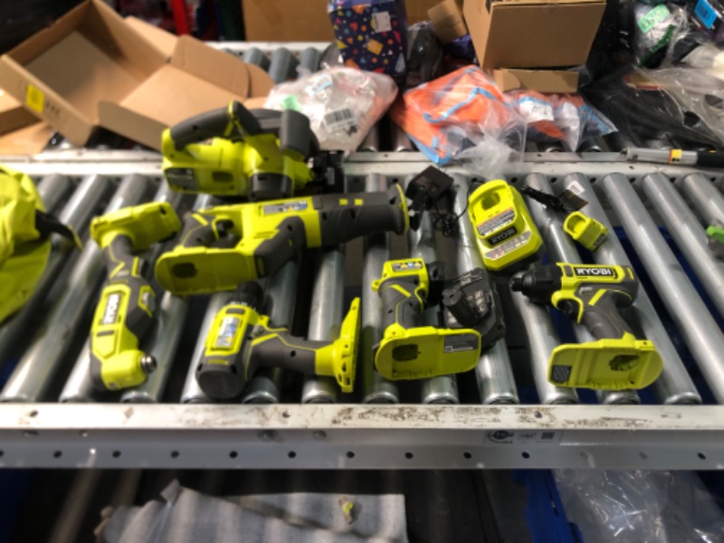 Photo 14 of ***USED - MISSING 4.0 Ah BATTERY - POWERS ON - UNABLE TO TEST FURTHER - SEE PICTURES***
RYOBI ONE+ PCL1600K2 18V Cordless 6-Tool Combo Kit with 1.5 Ah Battery, 4.0 Ah Battery, and Charger      