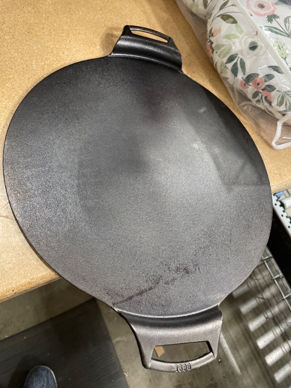 Photo 2 of 15" Cast Iron Pizza Pan