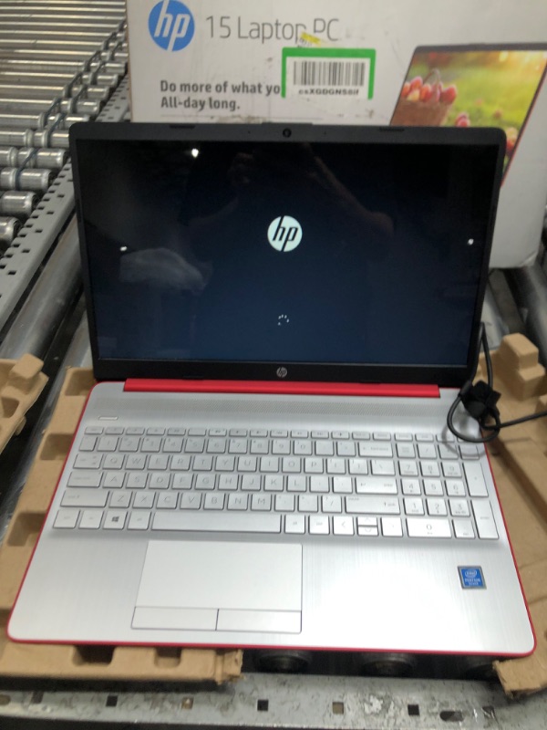 Photo 1 of HP 15.6 Laptop Intel Pentium Silver N5000 4GB RAM 500GB HD Windows 10 Home Scarlet Red 15-dw0081wm
