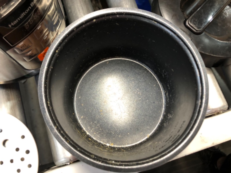 Photo 4 of ***HEAVILY USED AND DIRTY - POWERS ON - UNABLE TO TEST FURTHER***
Hamilton Beach Compact 1.5-Qt. Multi-Cooker