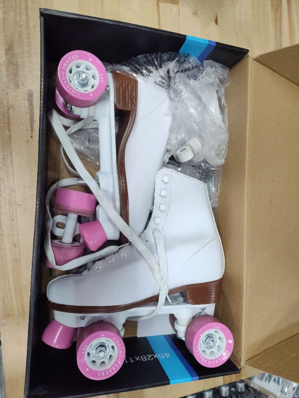 Photo 3 of Chicago Skates Ladies Rink Skates - Size 8
