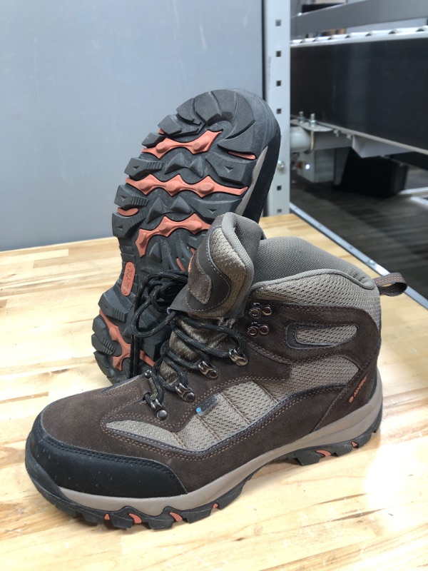 Photo 2 of Hi-Tec Skamania Mid Waterproof Men's Hiking Boots
SIZE 11 WIDE