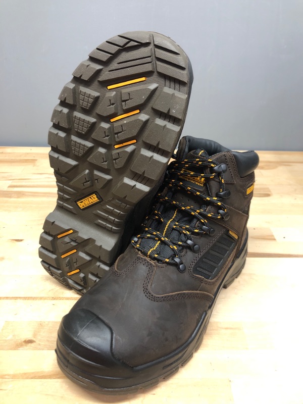 Photo 1 of DeWalt Recip 6" Steel Toe Men's Work Boots
SIZE 8.5X