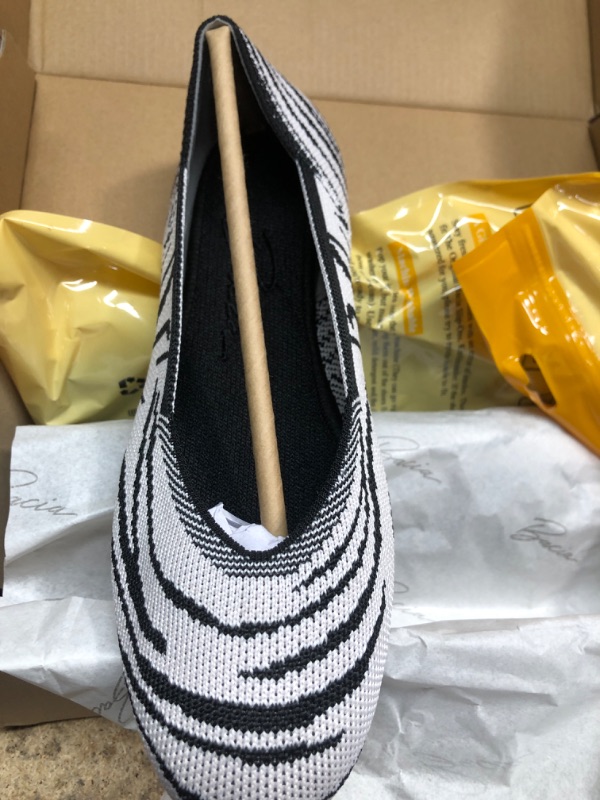 Photo 1 of  Women's Zebra white Flats 6.5