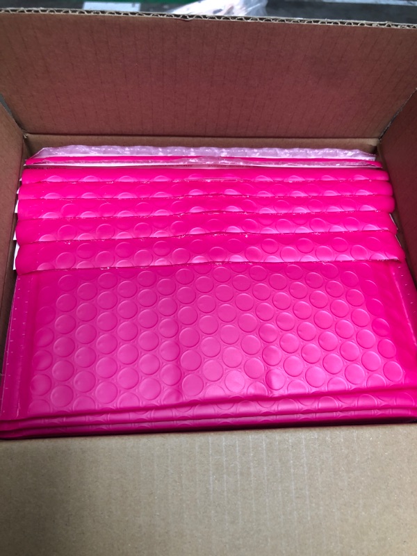Photo 1 of 8x5" Side-Opening Hot Pink  Bubble Mailers (27-Pack)