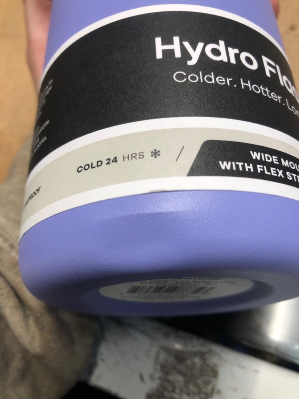 Photo 4 of ***(MINOR DAMAGE/ SEE NOTES)***
Hydro Flask Wide Flex Straw Cap Lupine 40 Oz