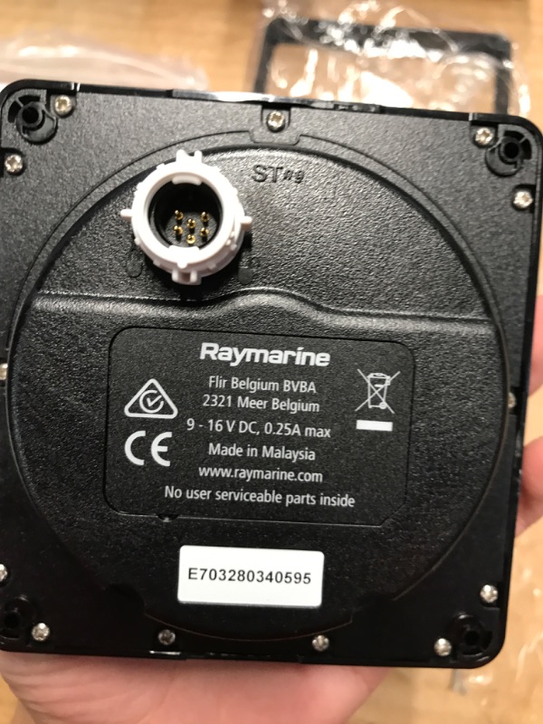 Photo 5 of **READ NOTES**
Raymarine P70S Ap Control Head (Pushbutton)