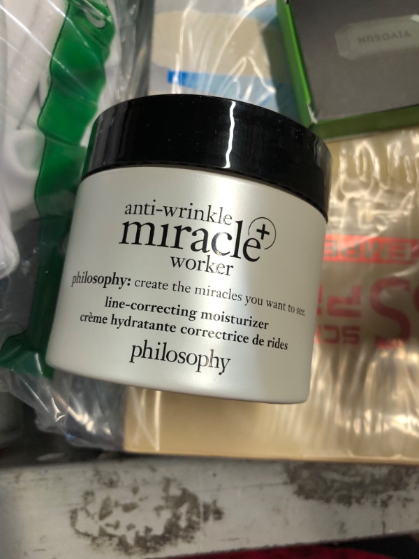 Photo 4 of ***NON REFUNDABLE***philosophy anti-wrinkle miracle worker - moisturizer