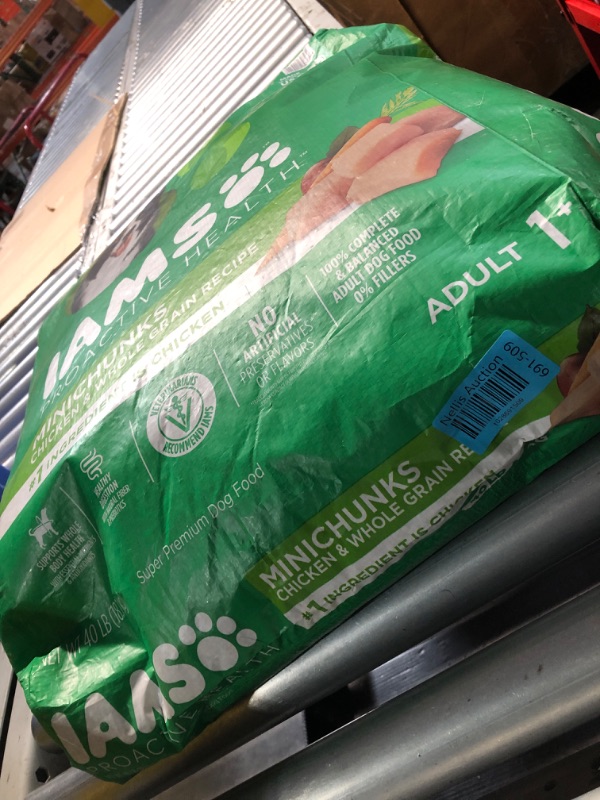 Photo 2 of ***(EXP:11/02/2025 )NONREFUNDABLE***Iams Proactive Health Adult Minichunks Dry Dog Food Chicken, 40 lb. Bag