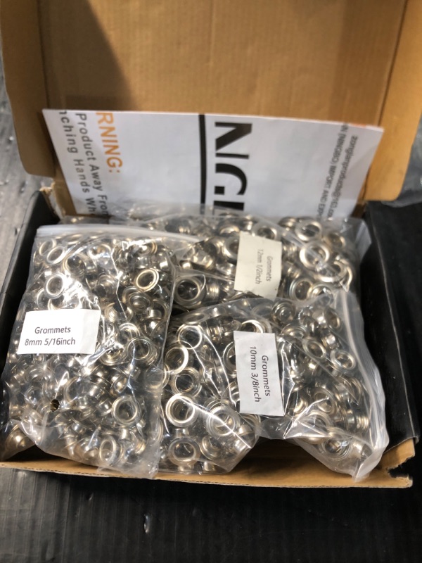 Photo 1 of zonglan Heavy Duty Grommet Tool Kit of 1/2" 5/16" and 3/8",Multi Size Handheld Eyelet Tool Plier Rivet Press with 900 pcs Silver Grommets for Tarp Leather Fabric