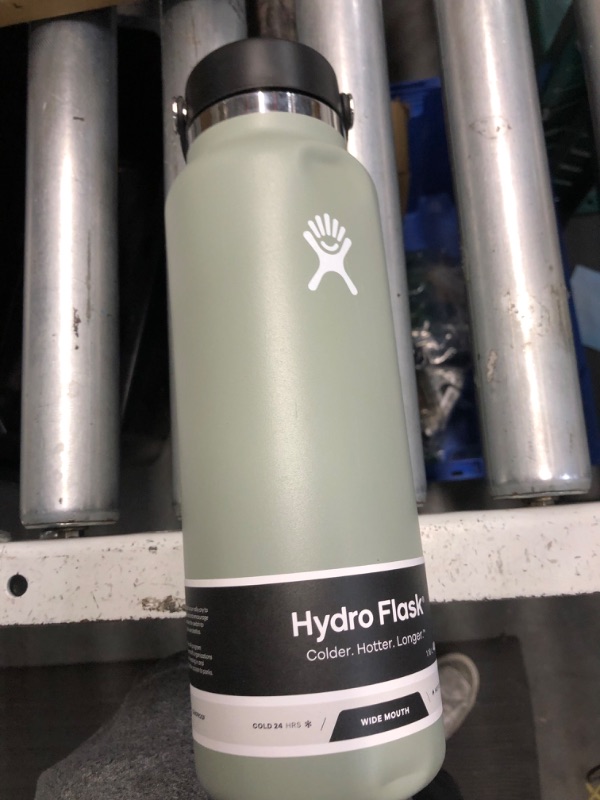 Photo 2 of ***MINOR DAMAGE***
Hydro Flask Wide Flex Cap Agave 40 Oz