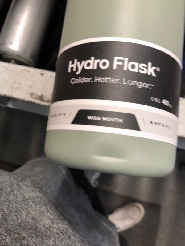 Photo 3 of ***MINOR DAMAGE***
Hydro Flask Wide Flex Cap Agave 40 Oz