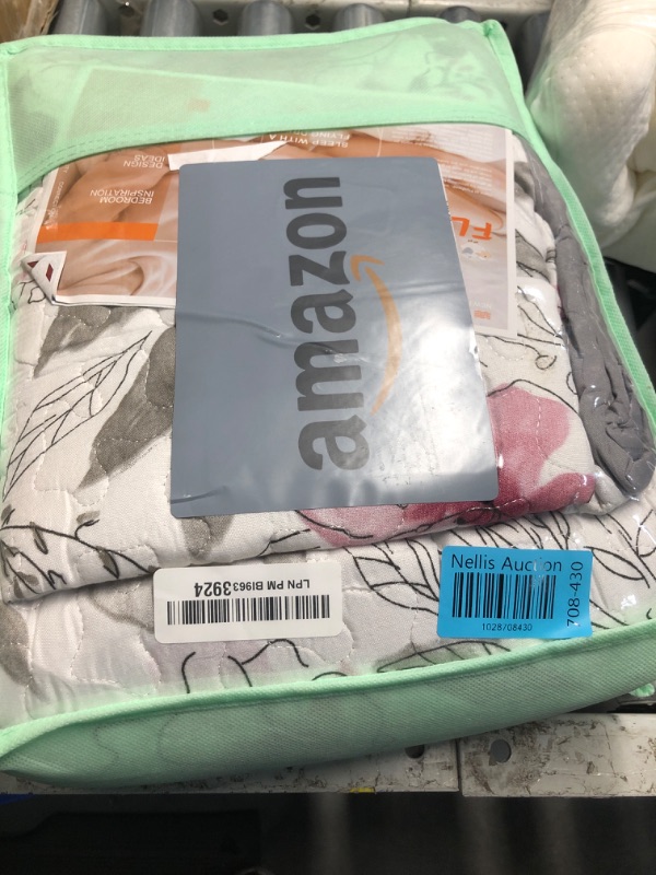 Photo 2 of **Like new 
Flysheep Botanical Quilt Set Full Queen Size 3 Pieces, Blush Pink and Grey Flowers Printed Elegant Floral Summer Bedding Set, Soft Microfiber Lightweight Bedspread/Coverlet for All Season - 92"x90"