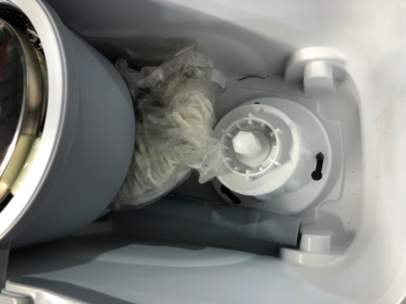 Photo 1 of ***USED - DIRTY - COVERED IN HAIR - UNABLE TO TEST - MIGHT BE MISSING PARTS***
MICHAO Spin Mop Bucket System Deluxe 360 Spinning Mop Bucket Floor Cleaning System with 6 Microfiber Replacement Head Refills,62'' Extended Handle ,4X Wheel for Home Cleaning, 