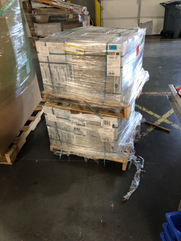 Photo 3 of *** PALLET OF floor tiles- SOLD AS IS- TRUCK/TRAILER PICKUP ONLY***Travisano Trevi 18 in. x 18 in. Porcelain Floor and Wall Tile (17.6 sq. ft./case) 40 cases total

