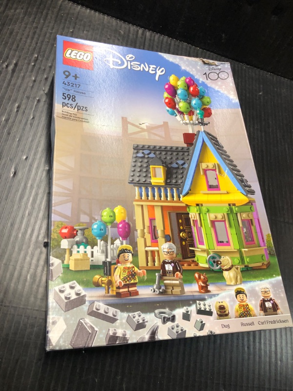 Photo 3 of ***FACTORY SEALED***Disney and Pixar ‘Up’ House 43217