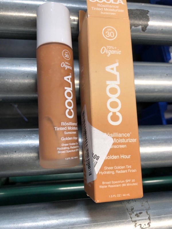 Photo 2 of ***NON REFUNDABLE***COOLA Organic Mineral Sunscreen Tinted Lip Balm