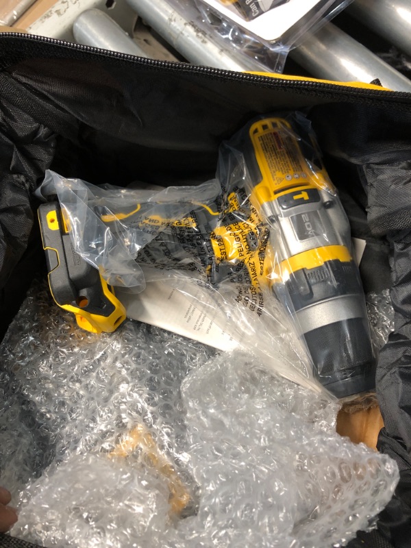 Photo 3 of ***SEE NOTES*** DEWALT FLEXVOLT ADVANTAGE 20V MAX* Hammer Drill, Cordless, 1/2-Inch (DCD999T1)