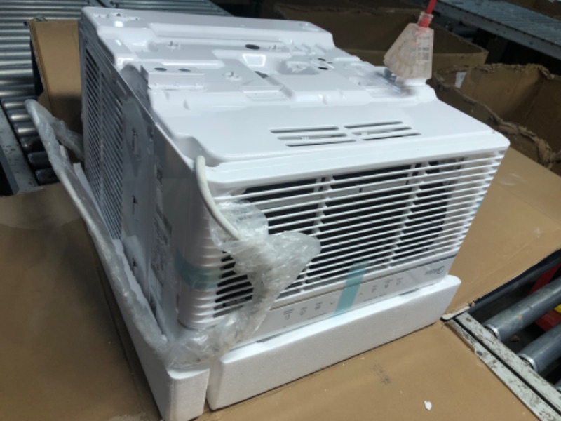 Photo 9 of ***USED - LIKELY MISSING PARTS - UNABLE TO VERIFY FUNCTIONALITY***
Midea 8000 BTU Window Air Conditioner with Heat, Inverter Tech Ultra-Quiet Operation, 35% Energy-Saving, APP & Voice Smart Control, Energy Star Rated, Cools up to 350 Sq. Ft., fits Summer 