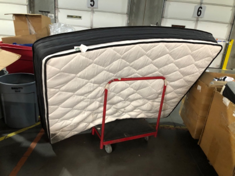 Photo 4 of ***TRUCK/TRAILER PICKUP ONLY - HEAVILY USED AND DIRTY - FRAYED - NO PACKAGING - SEE PICTURES***
Queen Mattress, 10 Inch Queen Size Hybrid Mattress in a Box, Gel Memory Foam & Individually Pocket Innerspring Bed Mattress, Medium Firm CertiPUR-US Certified 