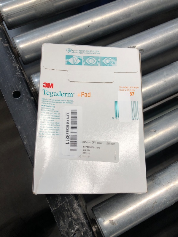Photo 1 of ***FACTORY SEALED******NON REFUNDABLE***
3M Tegaderm +Pad Film Dressing 3587 with Non-Adherent Pad 3-1/2 X 4 Inch (Box of 25)