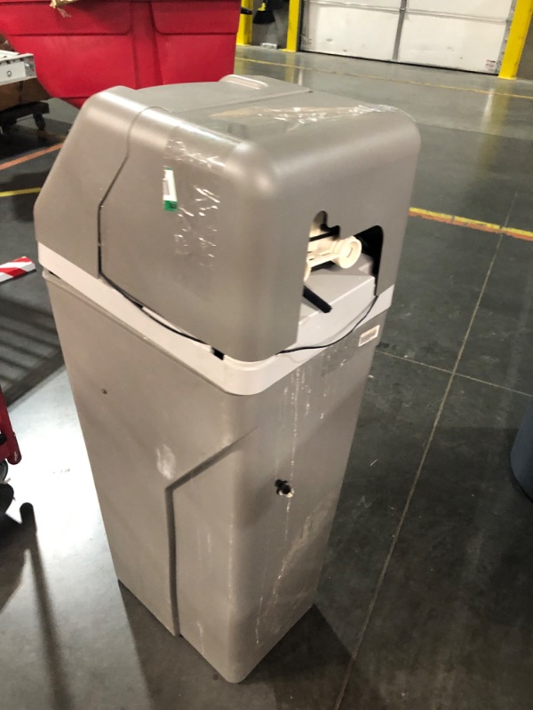 Photo 1 of ***USED - MAJOR DAMAGE - NO PACKAGING - SEE COMMENTS***
Rheem 42,000 Grain Preferred Plus Water Softener for Hard Water and Iron Reduction