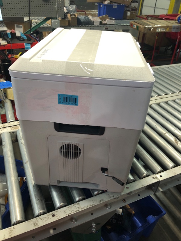 Photo 7 of ***USED - DOESN'T POWER ON - SEE COMMENTS***
Koolatron Kool Kaddy Thermoelectric Iceless Cooler Warmer 34L