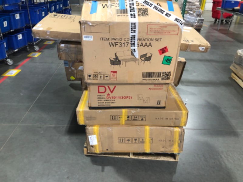 Photo 1 of ***PALLET OF PARTIAL SET ITEMS - NONREFUNDABLE - SOLD AS IS - TRUCK/TRAILER PICKUP ONLY*** 