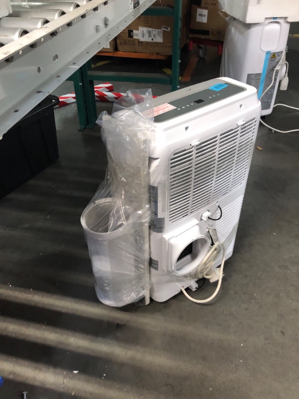 Photo 5 of ***USED - MISSING PARTS - SEE COMMENTS***
BLACK+DECKER 8,000 BTU Portable Air Conditioner up to 350 Sq.Ft.with Remote Control, White