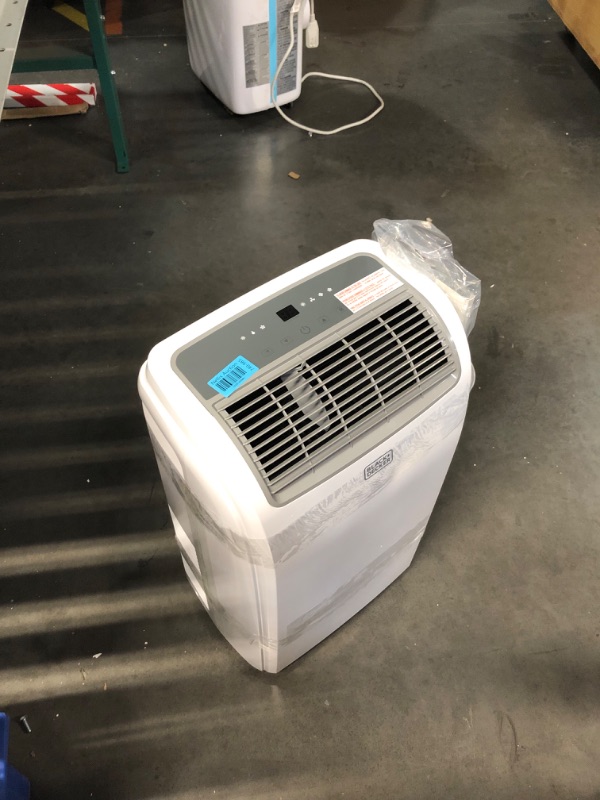 Photo 2 of ***USED - MISSING PARTS - SEE COMMENTS***
BLACK+DECKER 8,000 BTU Portable Air Conditioner up to 350 Sq.Ft.with Remote Control, White