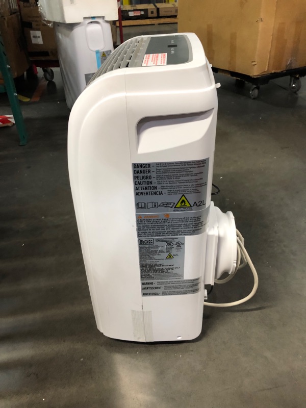 Photo 9 of ***USED - MISSING PARTS - SEE COMMENTS***
BLACK+DECKER 8,000 BTU Portable Air Conditioner up to 350 Sq.Ft.with Remote Control, White