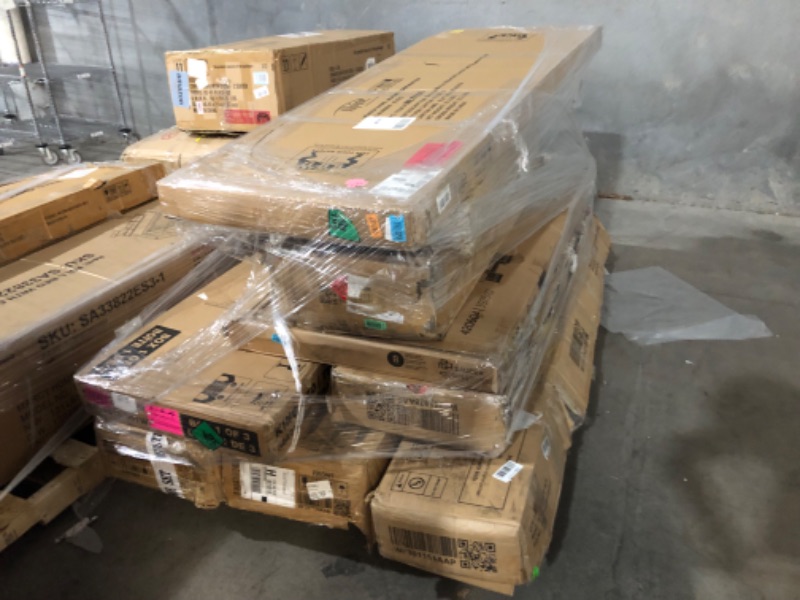 Photo 1 of ***TRUCK/TRAILER PICKUP ONLY - PALLET OF PARTIAL/INCOMPLETE ITEMS - NONREFUNDABLE - SEE COMMENTS***
