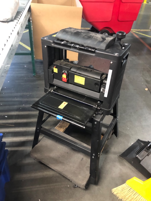 Photo 4 of ***USED - MISSING PARTS - UNTESTED - SEE COMMENTS***
VEVOR Thickness Planer 13-Inch Benchtop Planer 2000W Wood Planer 8000 rpm Woodworking Planer 15 AMP Wood Planer Foldable 6m/min Planing Speed with Iron Stand Dust Exhaust for Woodworking Wooden Plank