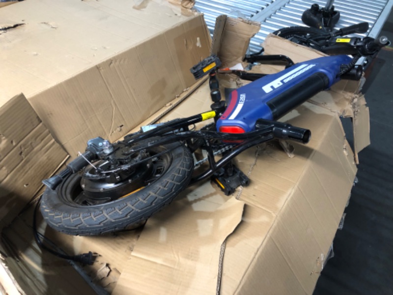 Photo 8 of ***MAJOR DAMAGE - FORKS BENT - SEE COMMENTS***
Urban Go Folding Electric Bike for Adults, 20MPH Max Speed & 25.5 Miles Range(PAS), 500W Peak Motor & Removable Battery, 14" Electric Bicycle with LCD Display, Commuter Ebike for Adults & Teens Blue