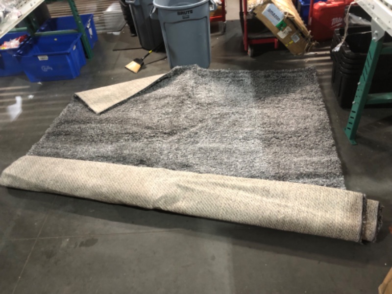 Photo 3 of ***USED - DIRTY - NO PACKAGING***
JONATHAN Y MCR106B-8 Mercer Shag Plush Indoor Area-Rug Contemporary Modern Bohemian Glam Solid Easy-Cleaning High Traffic Bedroom Kitchen Living Room, 8 X 10, Charcoal