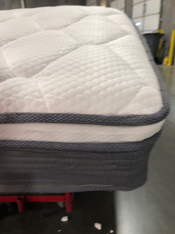 Photo 3 of ***USED - DIRTY - NO PACKAGING***
Full Size Mattress, 10 Inch Mattress Full with Pocket Spring and Memory Foam for Pressure Relief, Motion Isolation, Edge Support, Medium Firm Mattress in a Box, CertiPUR-US, Grey