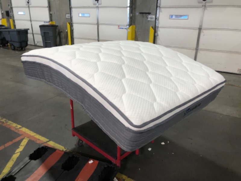 Photo 2 of ***USED - DIRTY - NO PACKAGING***
Full Size Mattress, 10 Inch Mattress Full with Pocket Spring and Memory Foam for Pressure Relief, Motion Isolation, Edge Support, Medium Firm Mattress in a Box, CertiPUR-US, Grey