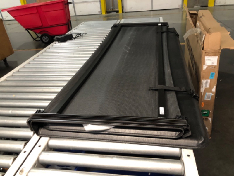 Photo 7 of ***USED - LIKELY MISSING PARTS - UNABLE TO VERIFY FUNCTIONALITY***
Extang by RealTruck Trifecta Toolbox 2.0 Soft Folding Truck Bed Tonneau Cover | 93455 | Compatible with 2014-2018 2019 Ltd/Lgcy Chevy/GMC Silverado/S