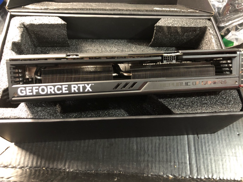 Photo 4 of (READ FULL POST) ASUS ROG Strix GeForce RTX™ 4070 Ti Super OC Edition Gaming Graphics Card (PCIe 4.0, 16GB GDDR6X, DLSS 3, HDMI 2.1a, DisplayPort 1.4a, Massive Vented Backplate, Power Sensing, Aura Sync)
