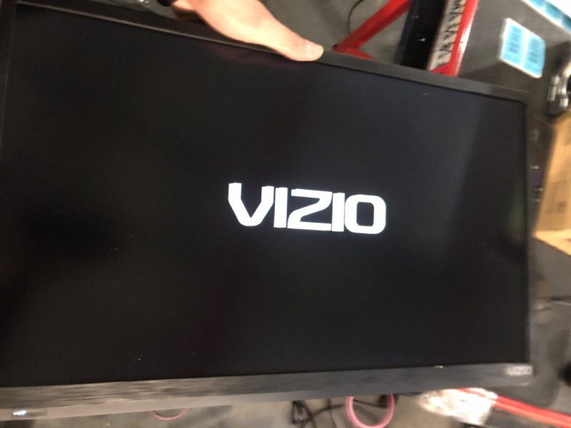 Photo 2 of (see all images) VIZIO 24-inch D-Series Full HD 1080p Smart TV with Apple AirPlay and Chromecast