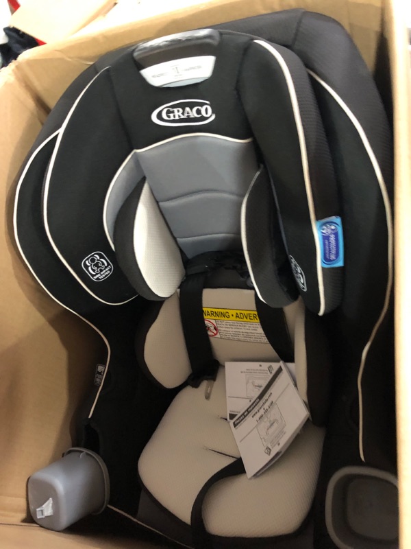 Photo 2 of Graco Extend2Fit Convertible Baby Car Seat, Rear and Forward Facing, Adjustable Extension Panel for Extra Legroom, Gotham