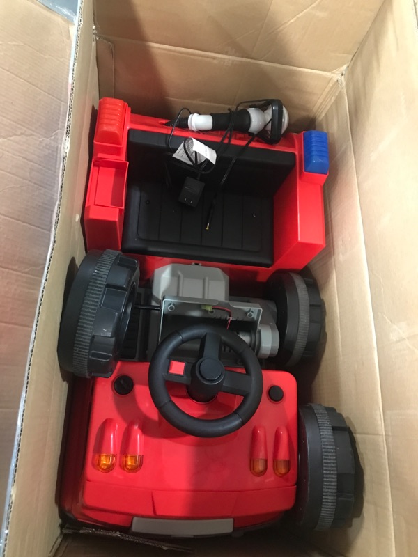 Photo 6 of ***USED - MISSING PARTS - SEE COMMENTS***
Kid Trax Real Rigs Toddler Fire Truck Interactive Ride On Toy, Kids Ages 1.5-4 Years, 6 Volt Battery and Charger, Sound Effects, Red